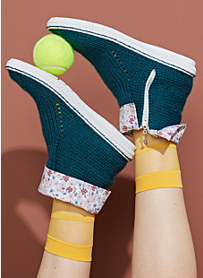 Hoge schoenen met stoffen revers