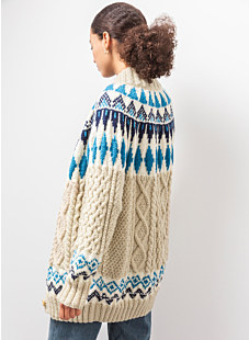 Lang jacquardvest met kabels