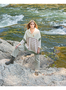 Poncho met sjaalkraag