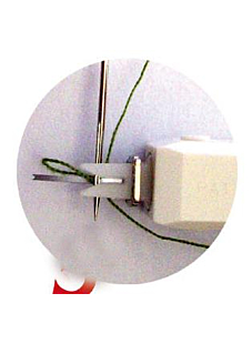 Draadinrijger voor naaimachine met magneet